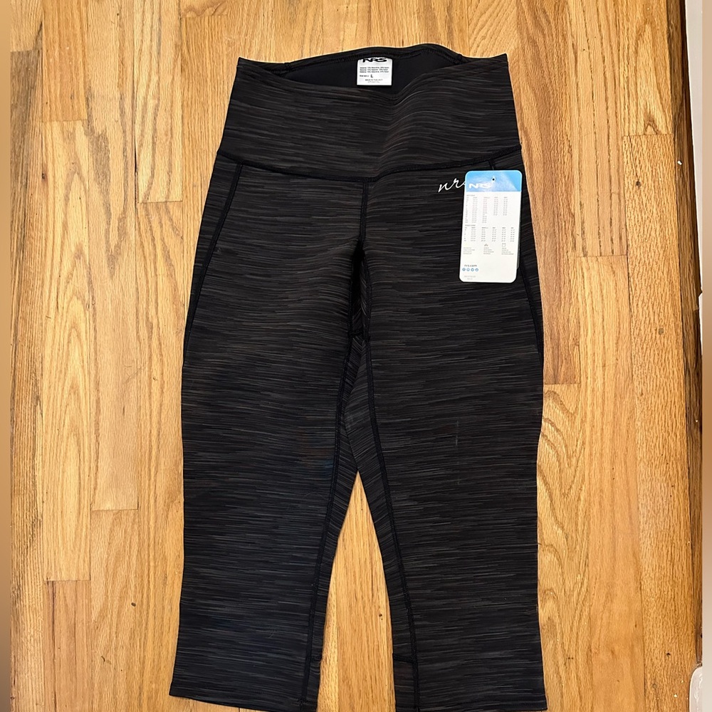 NWT NRS Hydroskin 0.5 Capri Pants